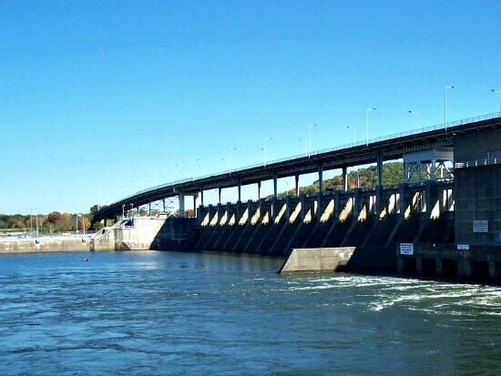 Tennessee River maintaining normal levels despite record low numbers on the Mississippi